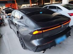 Changan UNI-V 2023 1.5T Prestige Edition - фото 5