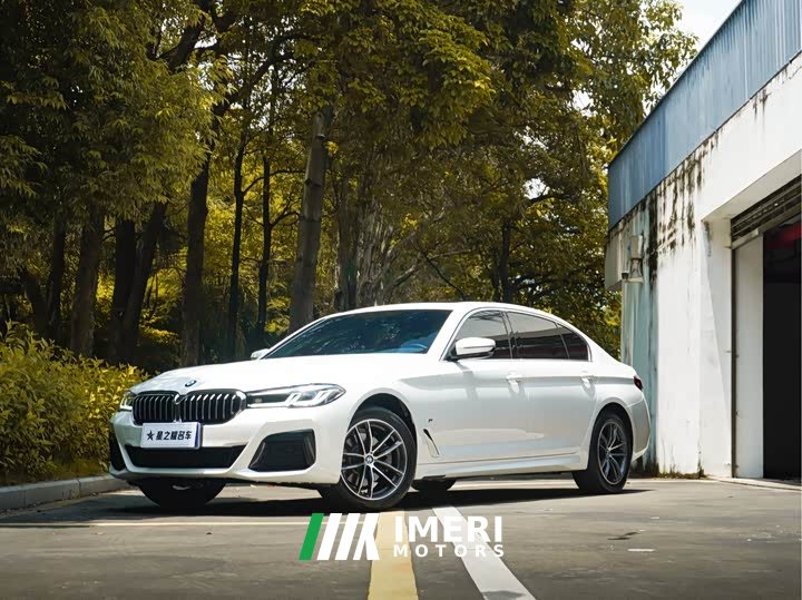 BMW 5 Series 2022 Facelift II 525Li M Sport Package - автомобиль из Китая