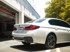 BMW 5 Series 2022 Facelift II 525Li M Sport Package - фото 7