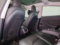 Tesla Model 3 2022 rear-wheel drive version - фото 17