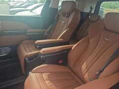 Hongqi HQ9 PHEV 2.0T AWD Business Edition - фото 17