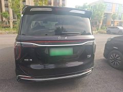 Hongqi HQ9 PHEV 2.0T AWD Business Edition - фото 6