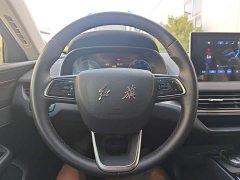 Hongqi E-QM5 basic travel version - фото 11