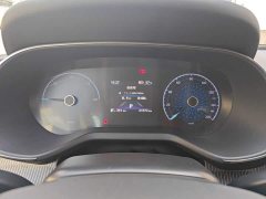 Hongqi E-QM5 basic travel version - фото 12
