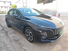 Hongqi E-QM5 basic travel version - фото 4