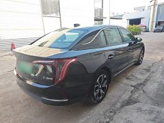 Hongqi E-QM5 basic travel version - фото 7