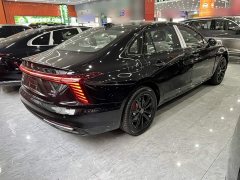 Hongqi H5 2025 2.0T automatic Xuanying 2 million units commemorative edition - фото 11