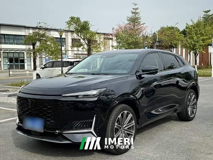 Changan UNI-K 2.0T Distinguished Edition - автомобиль из Китая
