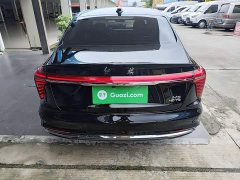 Hongqi H5 2.0T Automatic Qichang Edition - фото 6