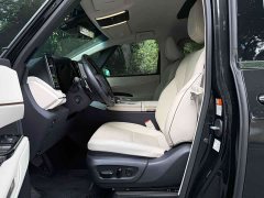 Lexus LM 2023 500h six-seater premium version - фото 5