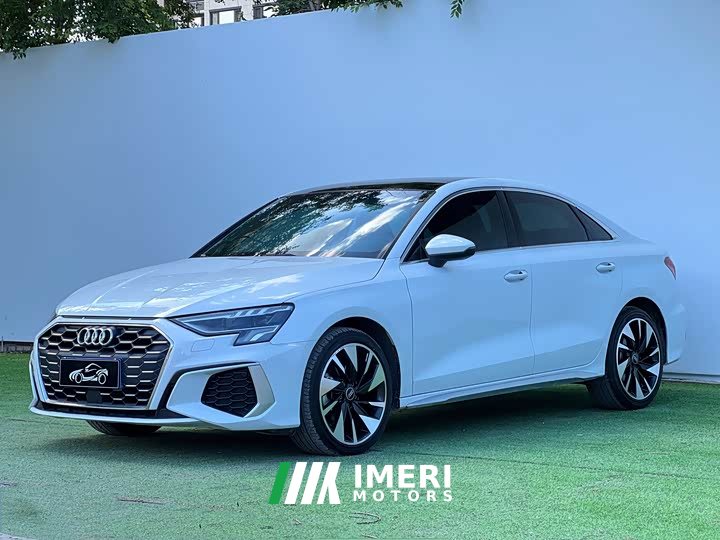 Audi A3 A3L Limousine 35 TFSI Fashionable and Sporty - автомобиль из Китая