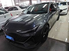 Changan UNI-V 1.5T premium - фото 1