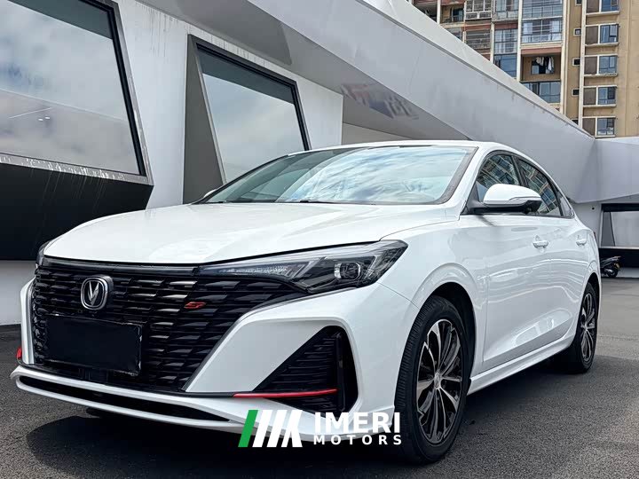 Changan EADO PLUS Blue Whale NE 1.4T GDI DCT Ultimate Edition - автомобиль из Китая