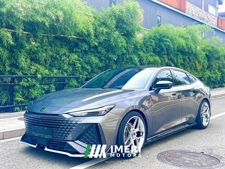 Changan UNI-V 2.0T Speed Edition