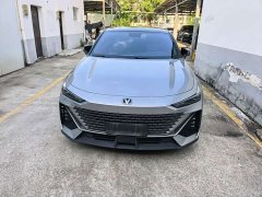 Changan UNI-V 1.5T premium - фото 2