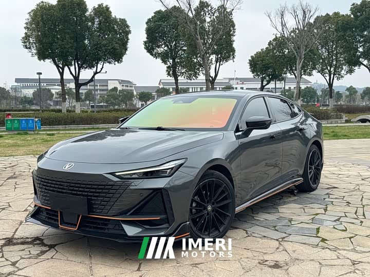 Changan UNI-V 1.5T sports version - автомобиль из Китая