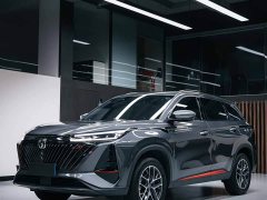 Changan CS75PLUS 2022 second generation 1.5T automatic luxury - фото 1