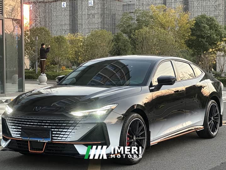 Changan UNI-V 1.5T sports version - автомобиль из Китая