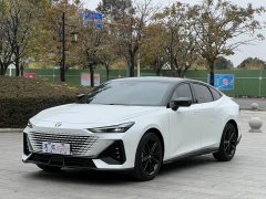 Changan UNI-V 2023 1.5T premium - фото 1