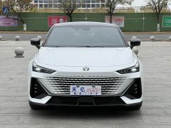 Changan UNI-V 2023 1.5T premium - фото 2