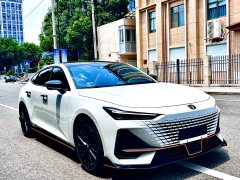 Changan UNI-V 2023 1.5T sports version - фото 2