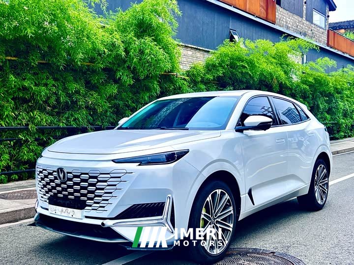 Changan UNI-K 2021 2.0T premium - автомобиль из Китая