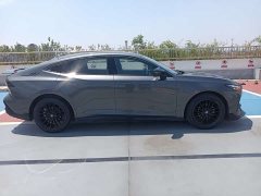 Changan UNI-V 2023 1.5T sports version - фото 4