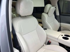 Li Auto i8 Edition - фото 8