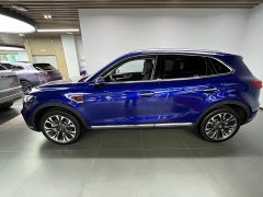 Hongqi HS5 2019 2.0T Zhilian Qixiang four-wheel drive version - фото 4