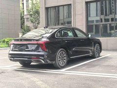 Hongqi H5 2.0T automatic Qichang version - фото 9