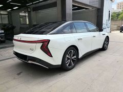 Hongqi EH7 2024 640 Pro four-wheel drive version - фото 4