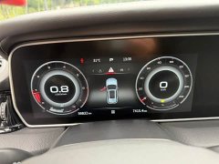 Hongqi HS5 2022 facelift 2.0T Zhilian Qixiang four-wheel drive version - фото 9