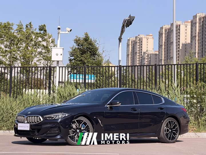 BMW 8 Series 2022 840i Four-Door Coupe M Sports Package - автомобиль из Китая
