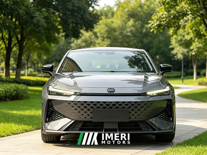 Changan UNI-V 1.5T exclusive - автомобиль из Китая