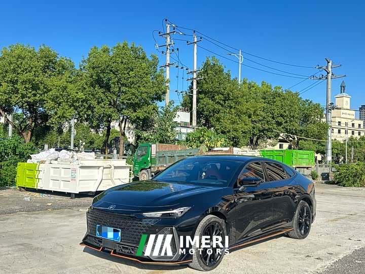 Changan UNI-V 2023 2.0T speed version - автомобиль из Китая