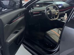 Changan UNI-V 1.5T exclusive - фото 4