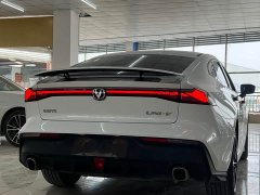 Changan UNI-V 1.5T premium - фото 12
