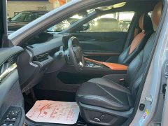 Changan UNI-V 1.5T premium - фото 4