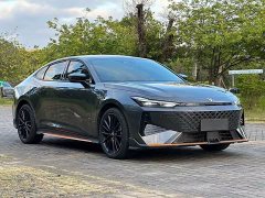 Changan UNI-V 1.5T noble sports - фото 3