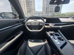 Changan UNI-V 1.5T premium - фото 12