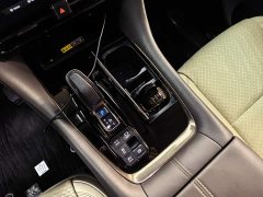 Toyota Vellfire Crown Hybrid 2.5L Executive Lounge - фото 16