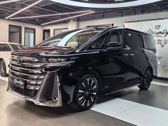 Toyota Vellfire Crown Hybrid 2.5L Executive Lounge - фото 3