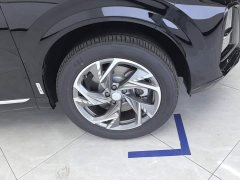 Hongqi HS3 PHEV 2025 117km Jinwei Edition - фото 6