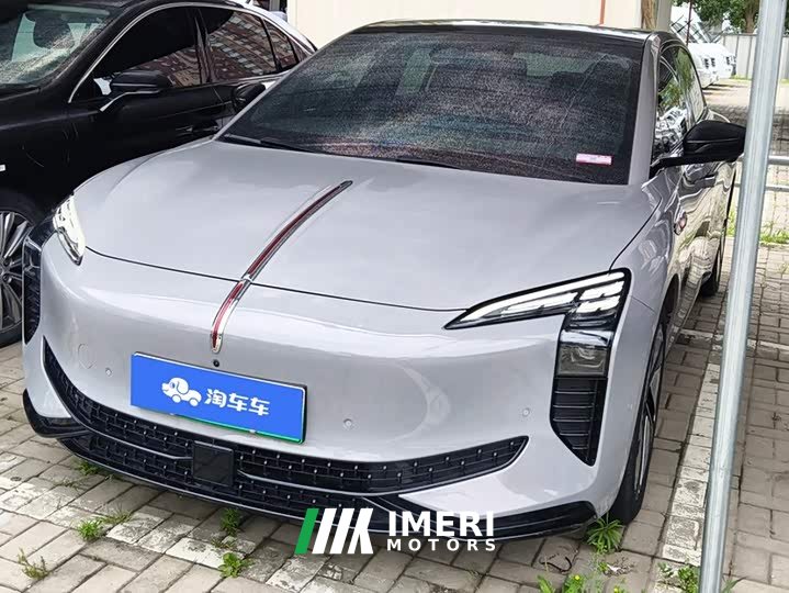 Hongqi EH7 640 four-wheel drive smart version - автомобиль из Китая