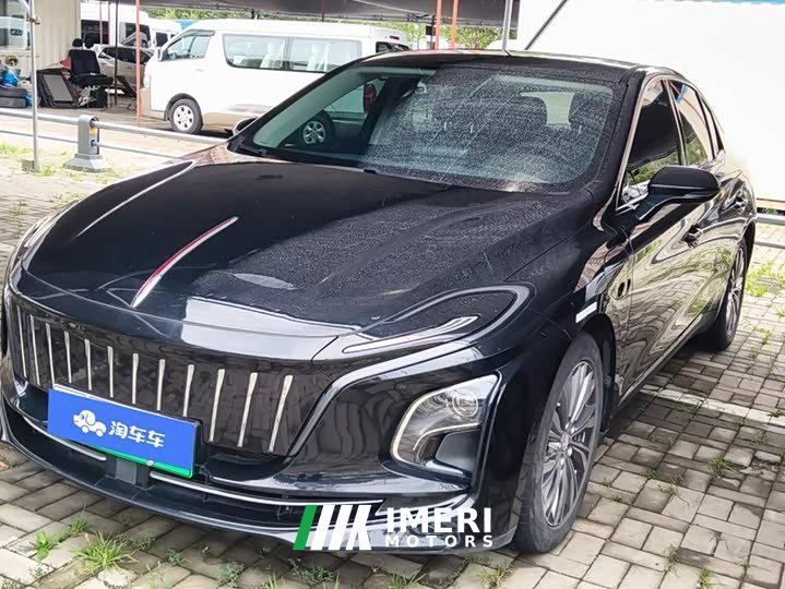 Hongqi E-QM5 620km PLUS - автомобиль из Китая