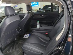 Hongqi E-QM5 2021 Charging Didi Edition - фото 11
