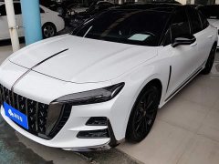 Hongqi H6 2.0T Premium Edition - фото 1