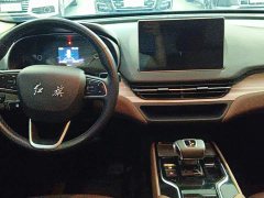 Hongqi E-QM5 610km PLUS - фото 12