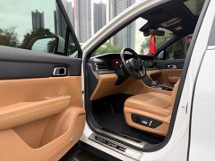 Li Auto ONE Extended-Range 6-Seater - фото 10