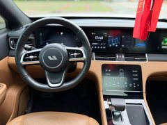 Li Auto ONE Extended-Range 6-Seater - фото 16